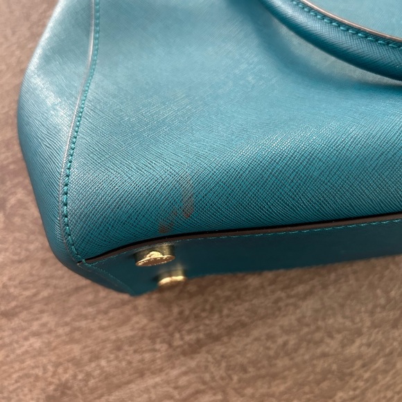 Michael Kors leather bag - Picture 7 of 10